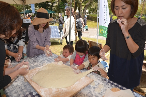 お餅つき