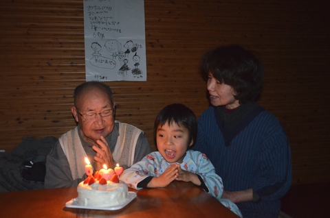 誕生日ケーキ