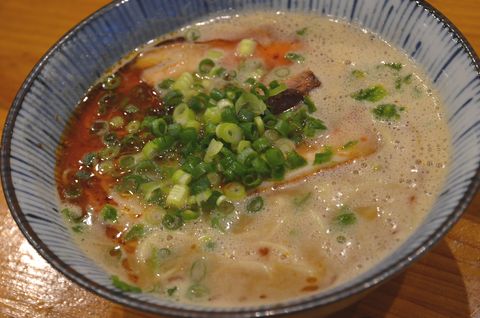 天然魚介豚骨ラーメン