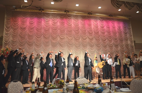 1000社達成記念式典