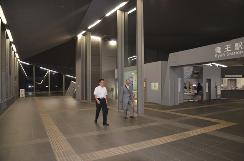 安藤忠雄