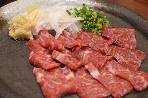 馬刺し