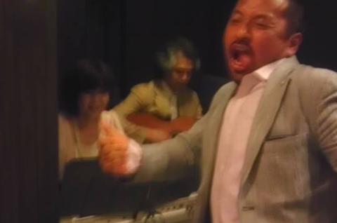生演奏