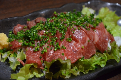 馬刺し