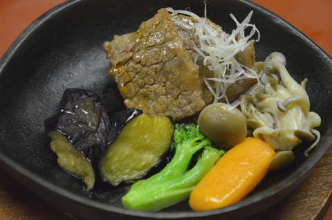 お肉料理