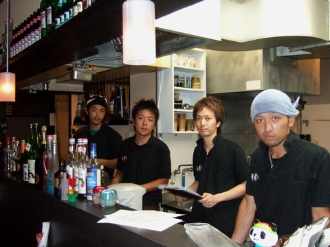 虎丸のスタッフ