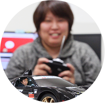オカムラ