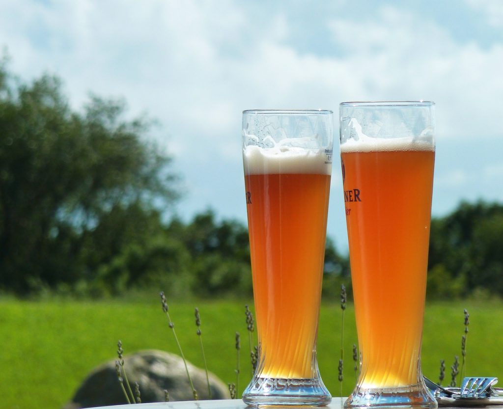 外で飲むビール